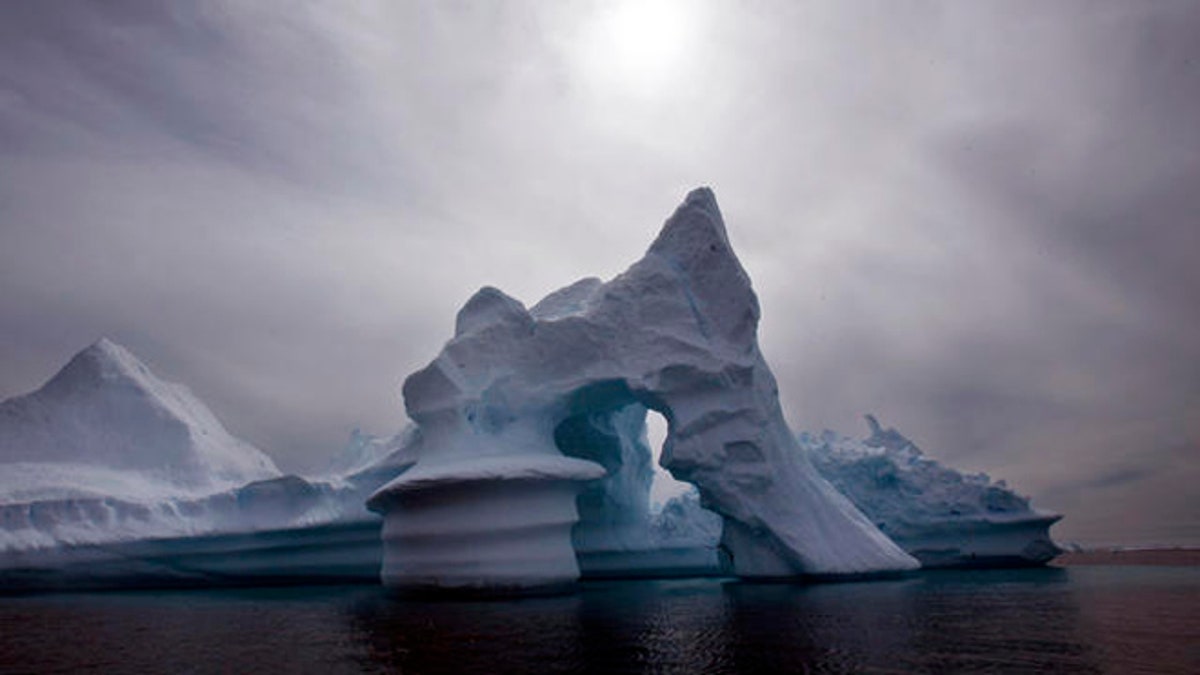 GREENLAND ARCTIC ICE