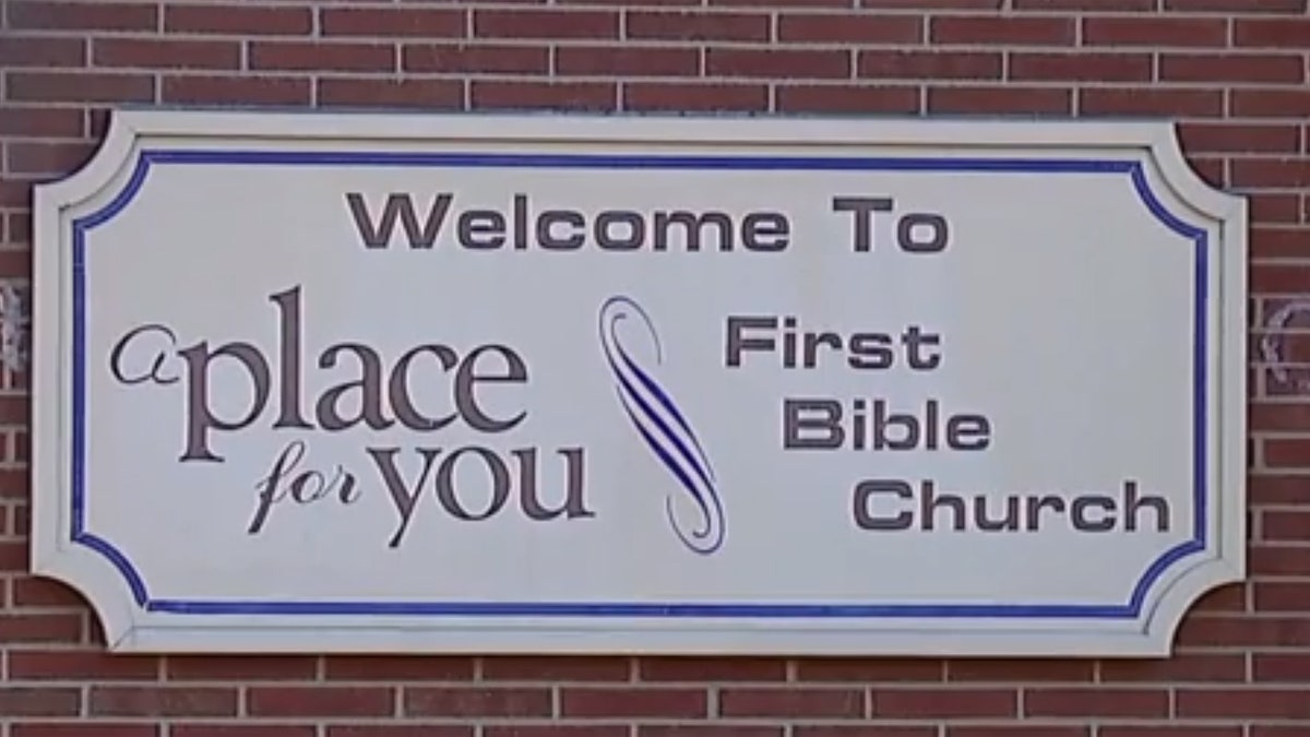89d675cf-Indiana Church 1