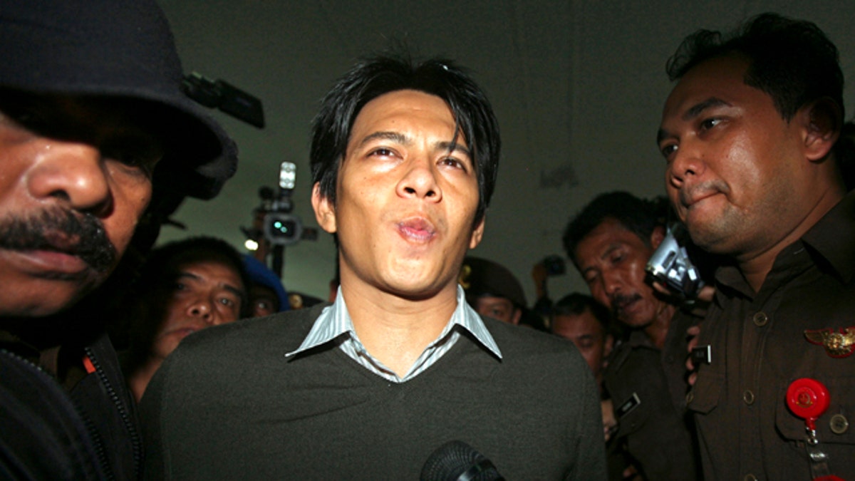 Indonesian Star Jailed for Sex Tape Scandal Fox News image