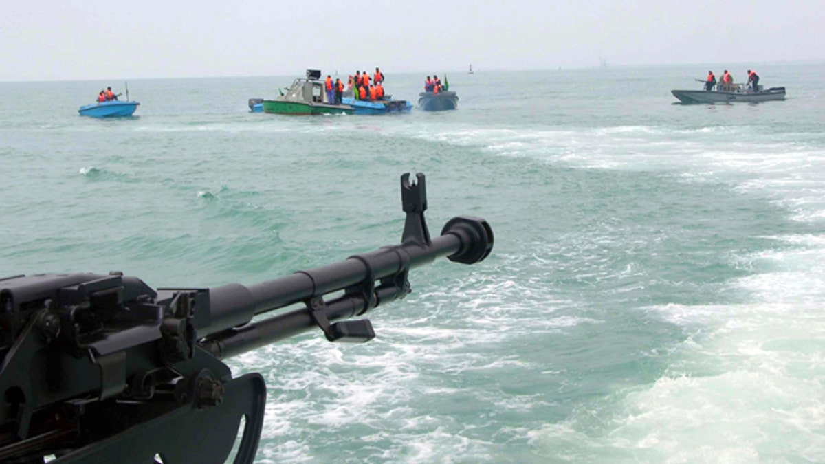 Kapal-kapal AS menjadi sasaran jika terjadi perang, kata laksamana Iran