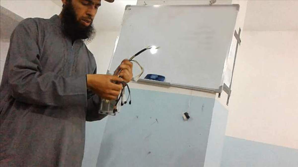 isis weapons lab 16A