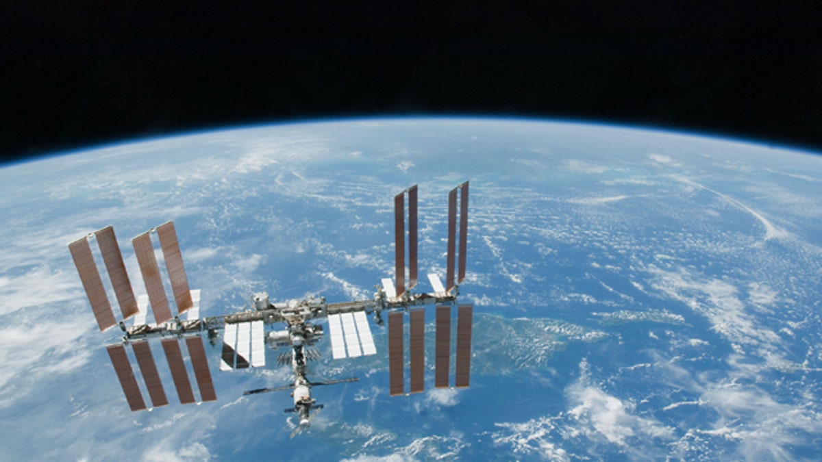 09273bad-International Space Station