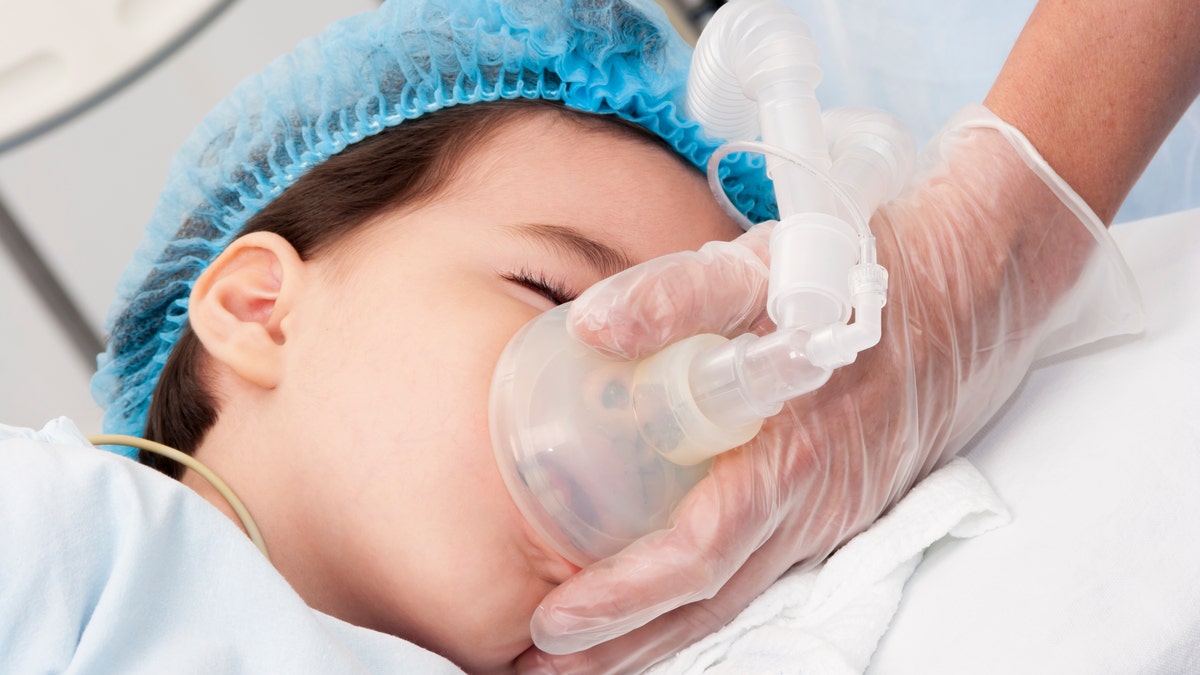 child_pediatric_anesthesia_istock