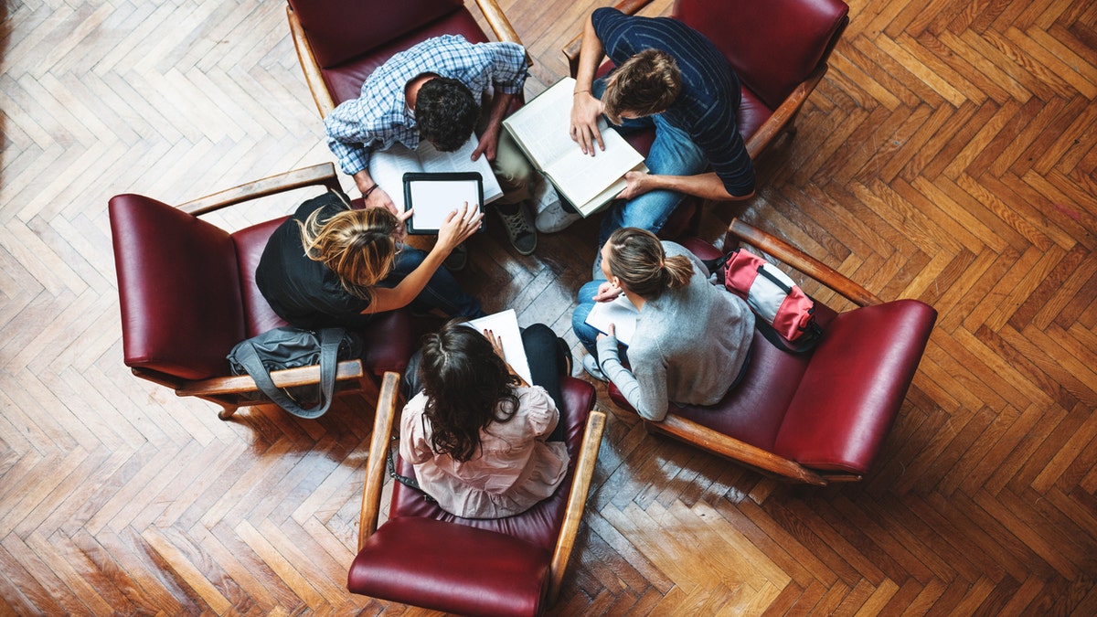 teens reading