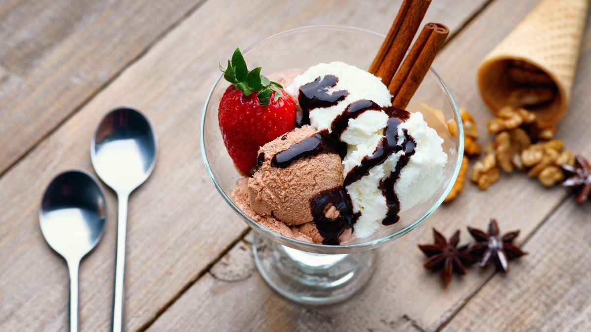 sundae istock