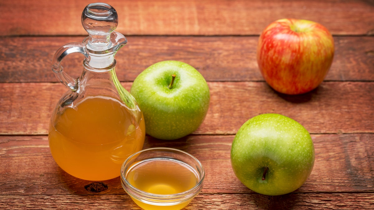 apple_cider_vinegar_istock