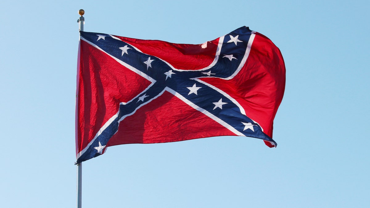 37ad04e1-Confederate flag istock