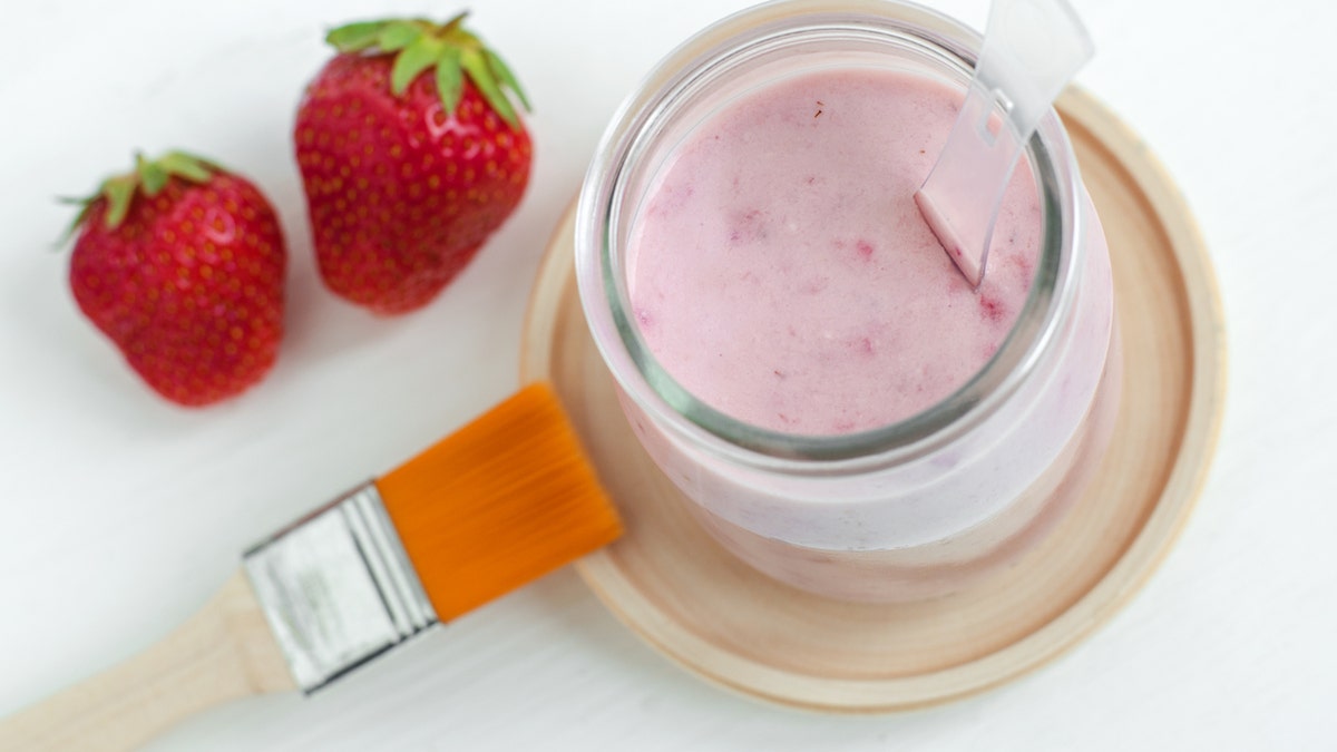 yogurt facial istock