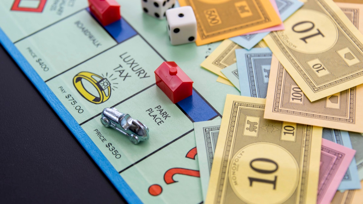 monopoly_board_istock