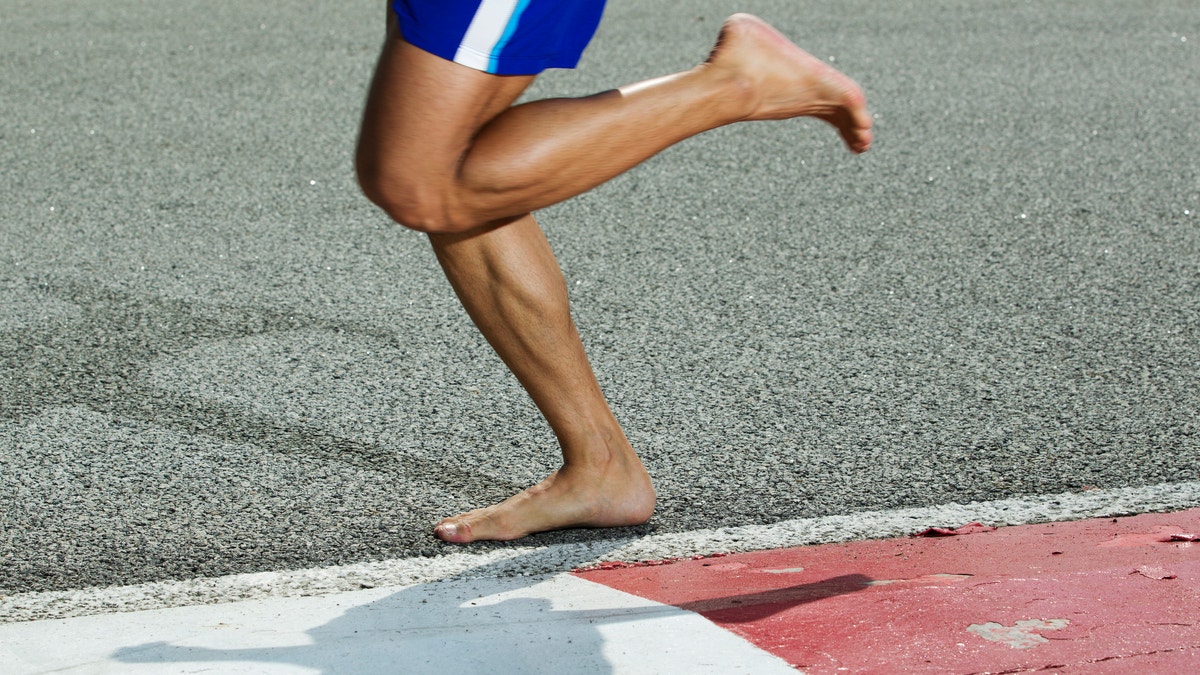 barefoot_running_istock