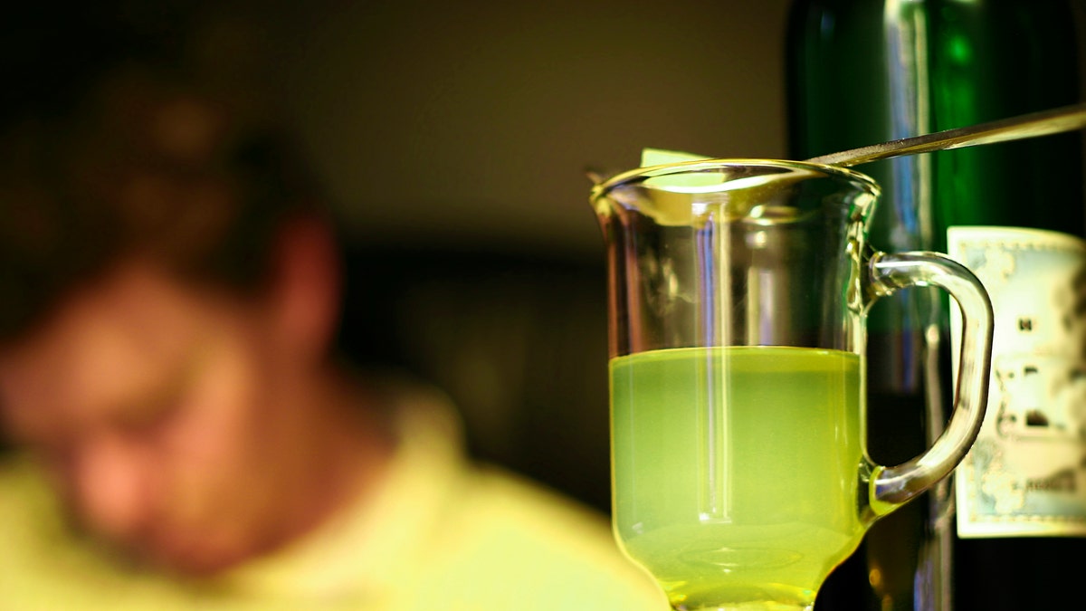 absinthe_istock