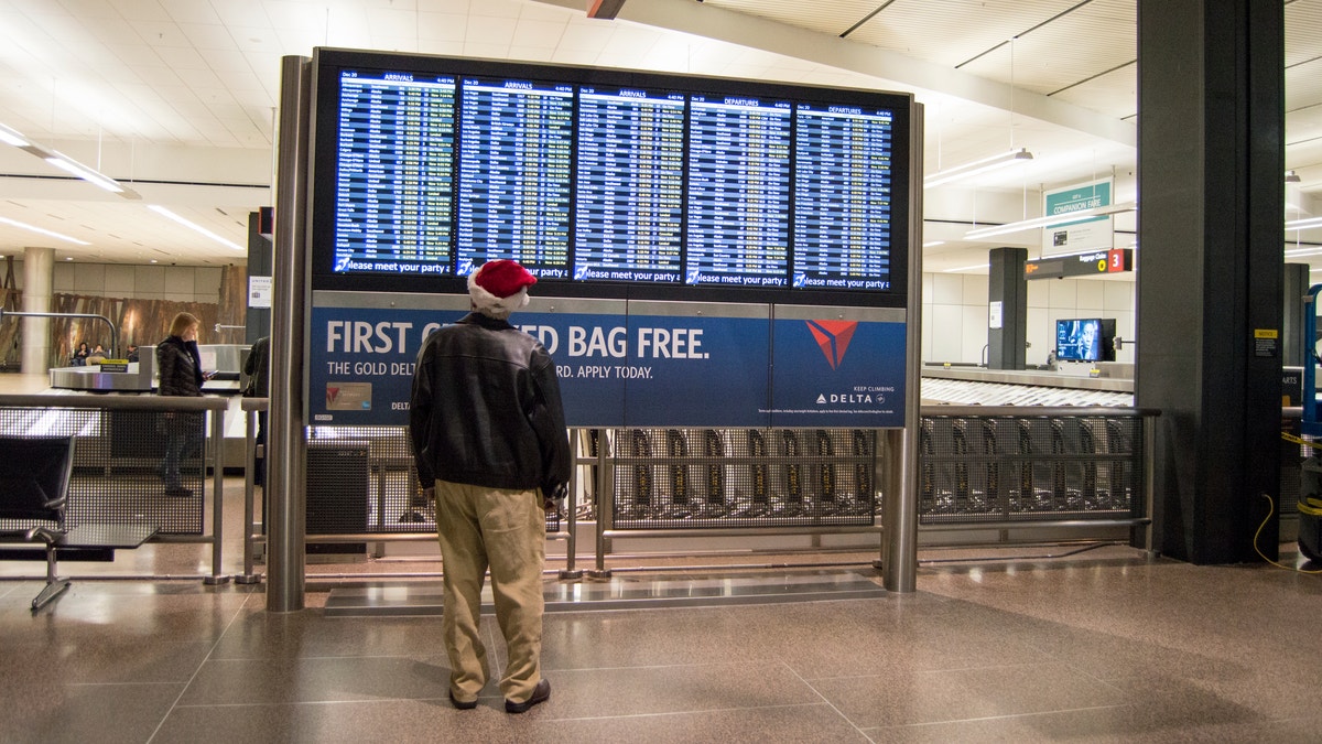holiday_travel_airport_istock