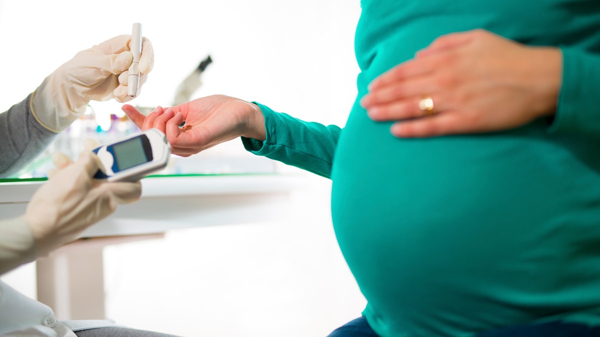 pregnant_diabetes_istock