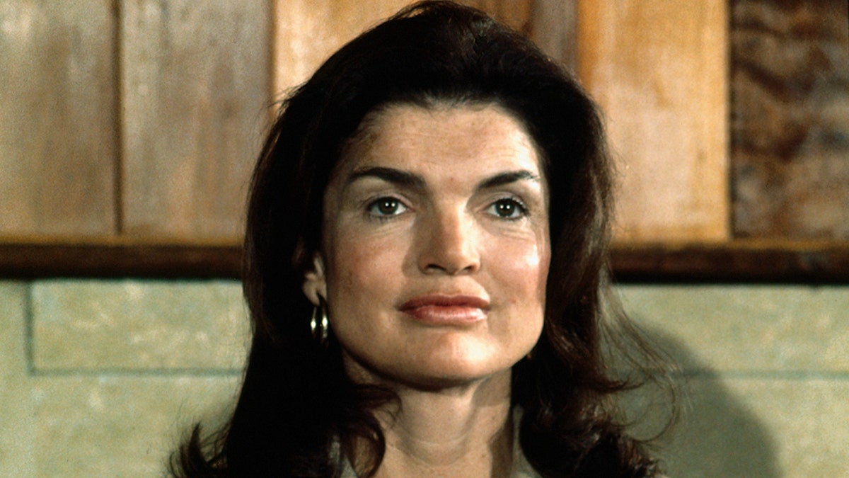 jackie kennedy onassis 1975 getty