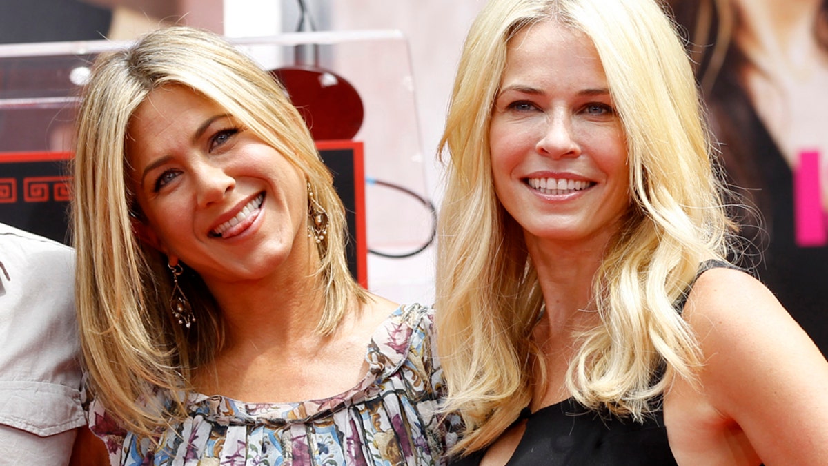 jennifer aniston chelsea handler