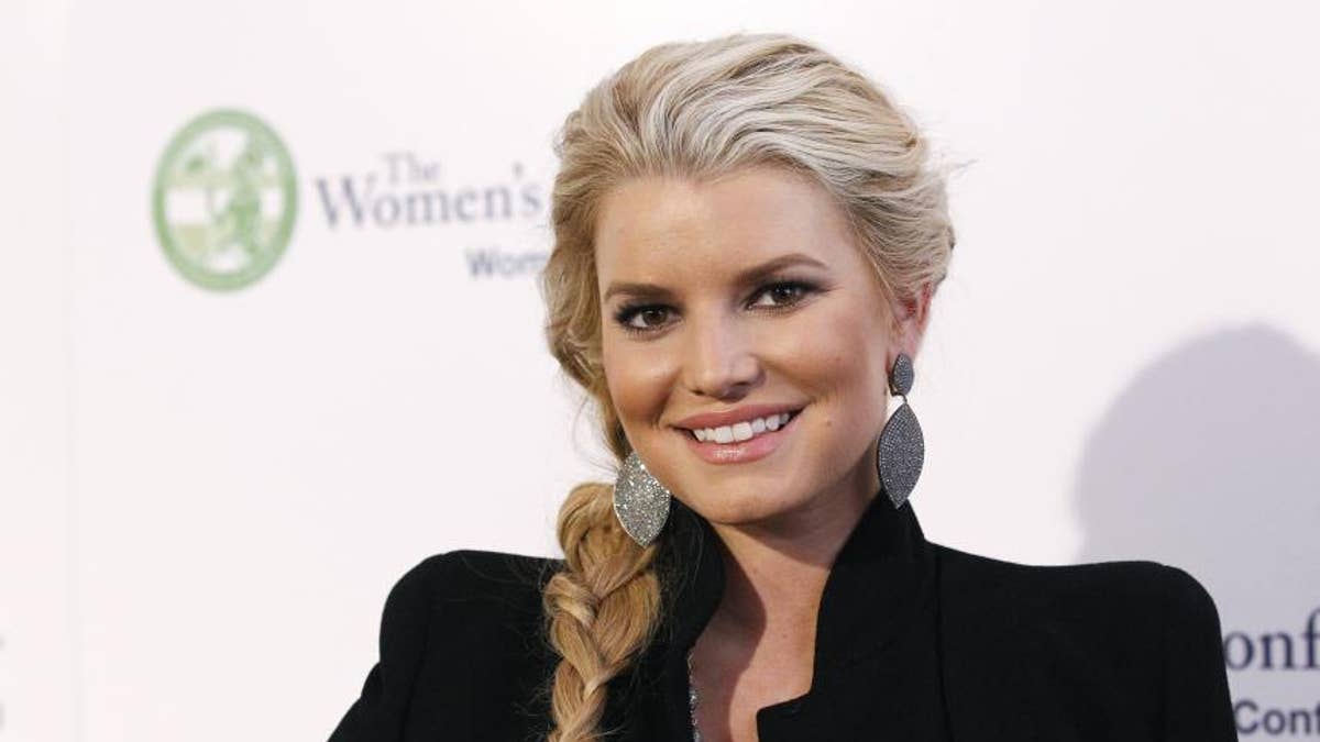 Jessica Simpson gets candid on alcoholism with 'unrecognizable' photo