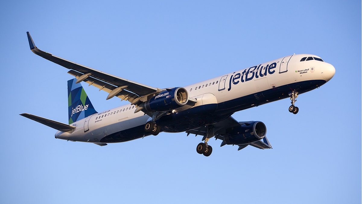 Jetblue aircraft