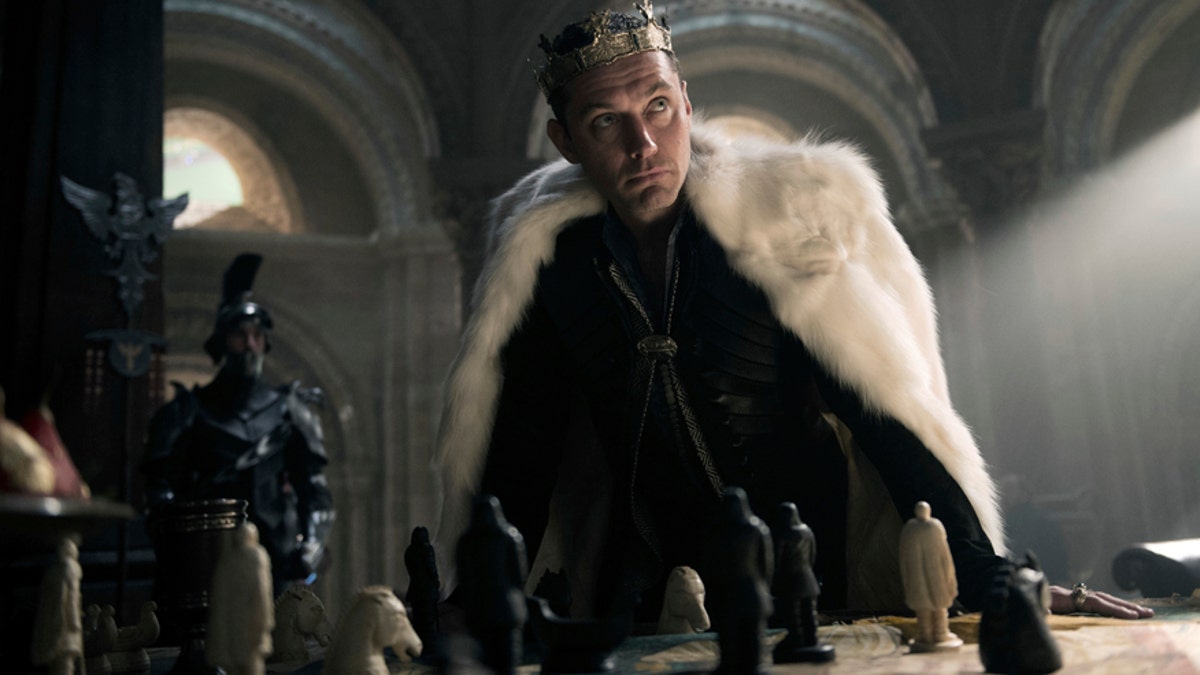 jude law king arthur