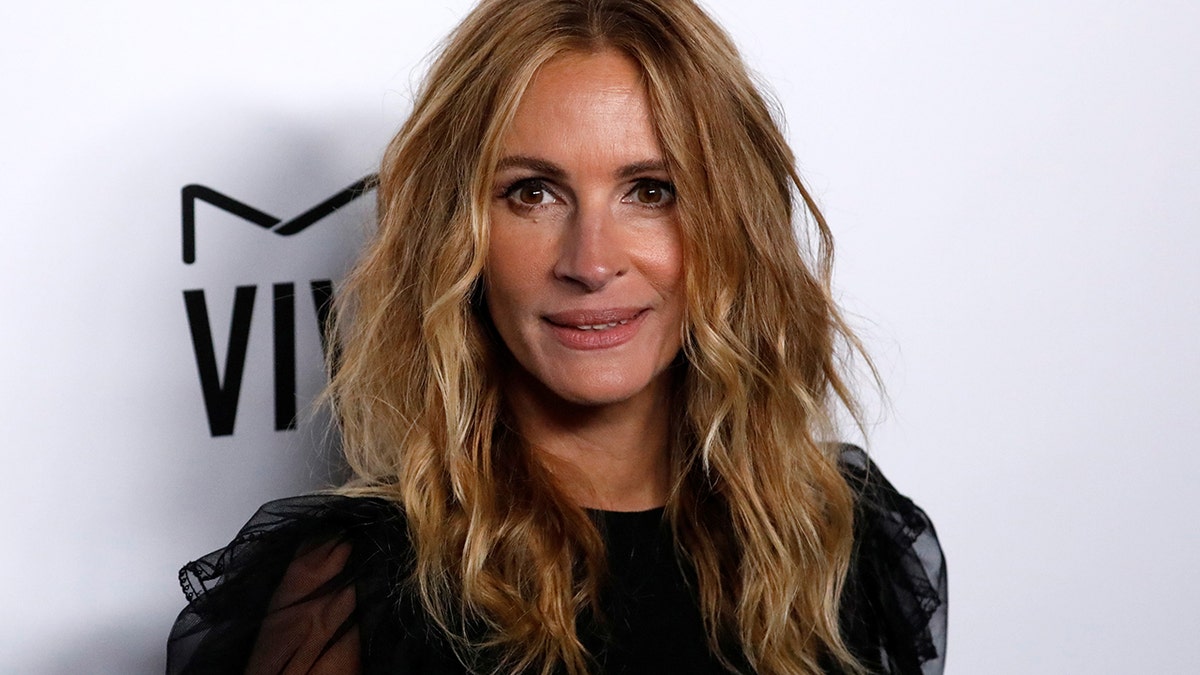 julia roberts reuters