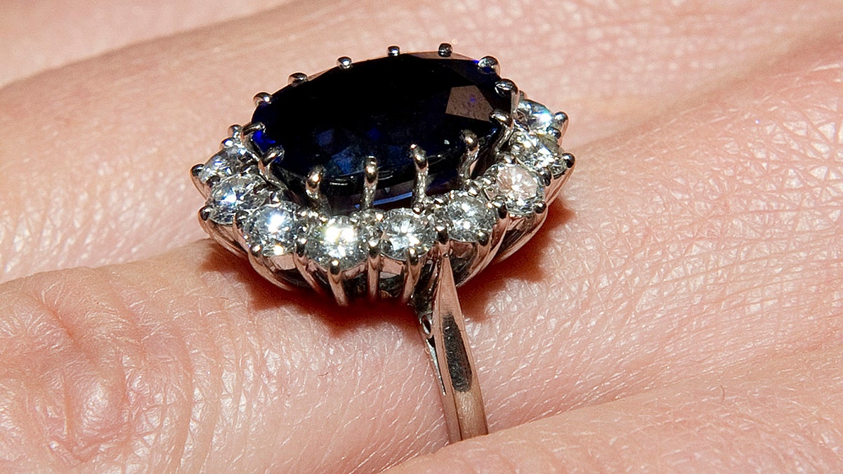 kate middleton ring