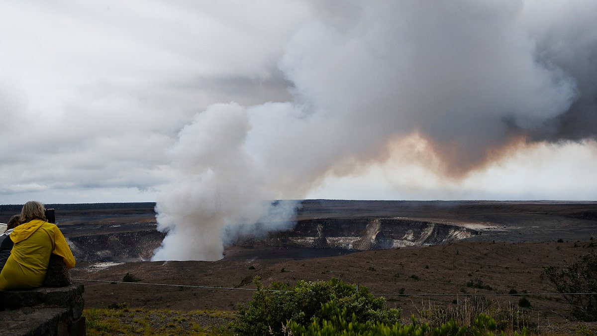 Kilauea gas