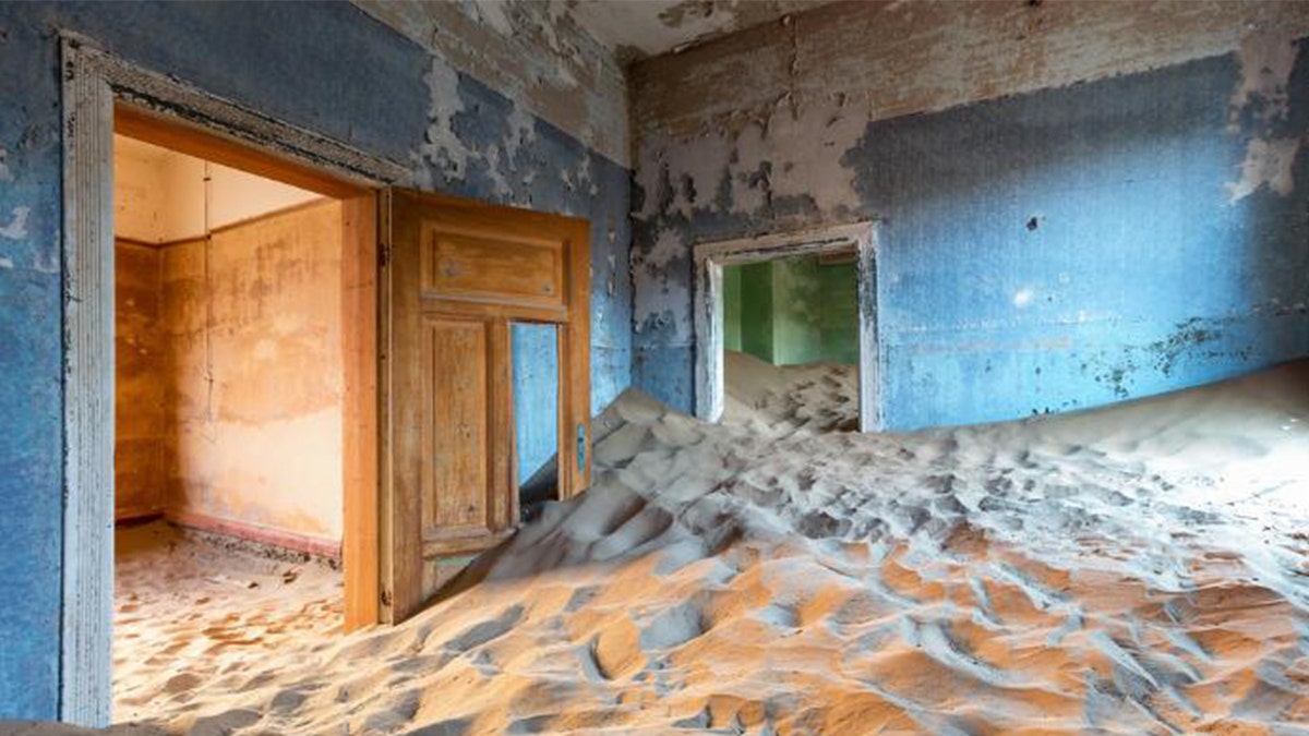 kolmanskop namibia