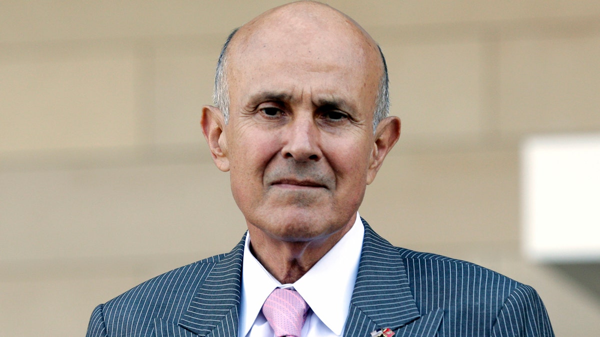 Former Los Angeles County Sheriff Lee Baca leaves federal court in Los Angeles after his corruption trial went to the jury Monday, March 13, 2017, in Los Angeles. Prosecution and defense attorneys finished closing remarks earlier Monday. (AP Photo/Nick Ut)