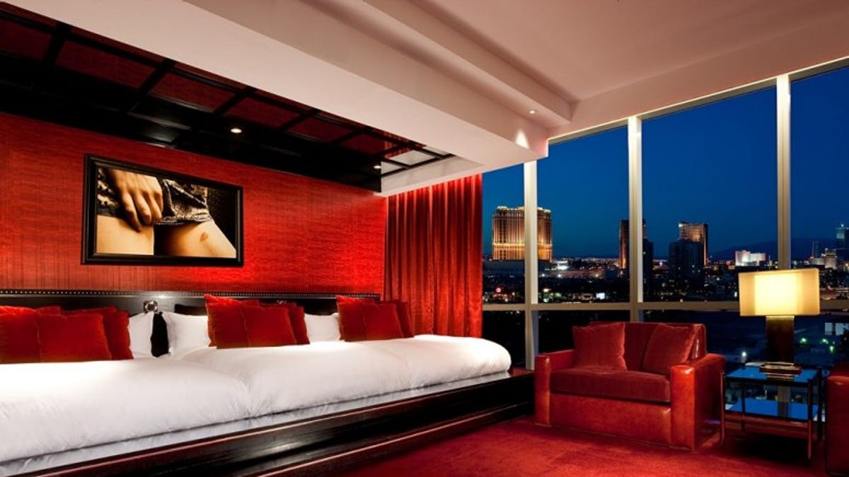 Luxurious Las Vegas Hotel Suites