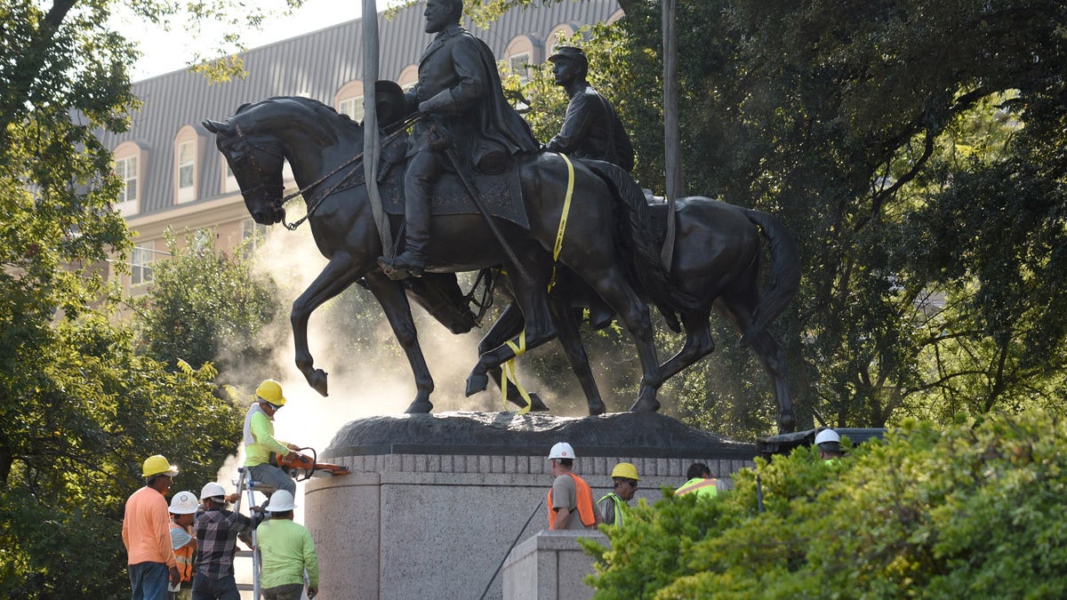 lee statue dallas Reuters