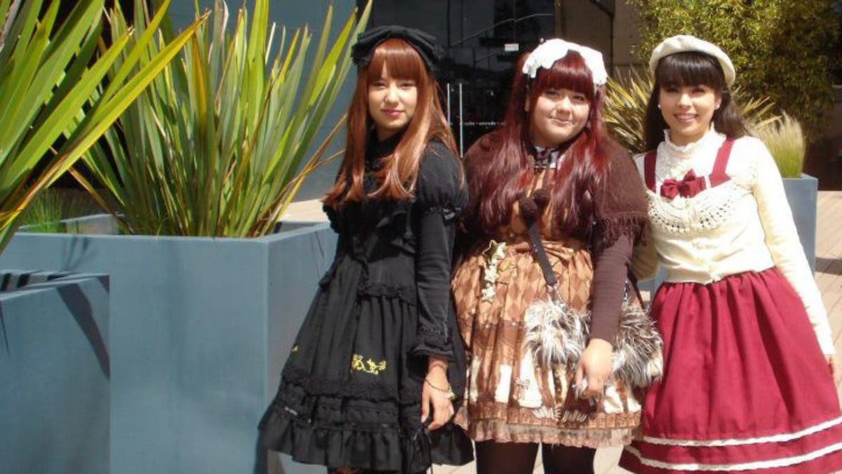 New to Lolita Fashion? Check this Lolita Fashion Glossary