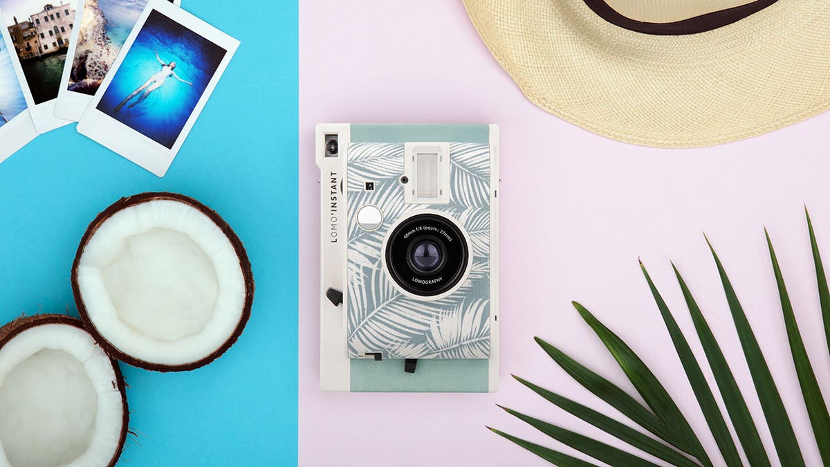 lomo instant lomography