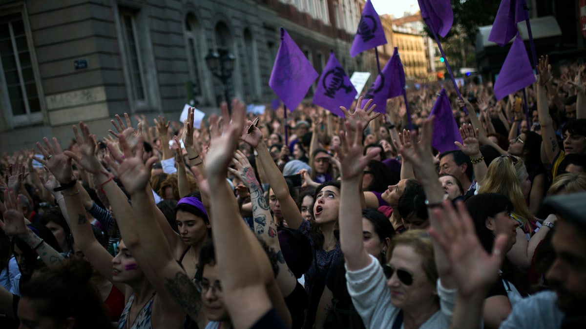 c11f837b-Madrid protest