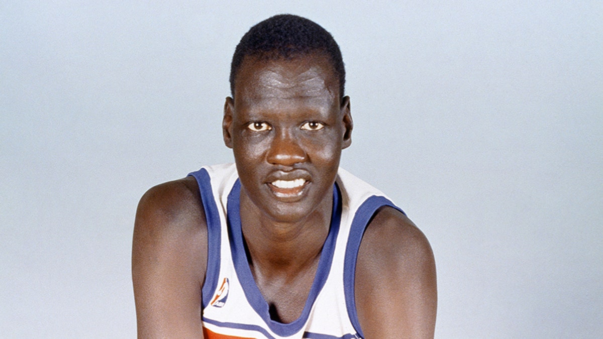 manute_bol1