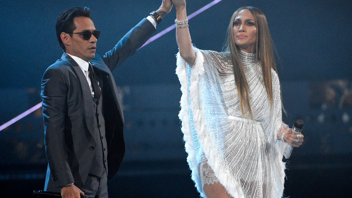 Latin Grammys J.Lo, Marc Anthony recreate iconic duet, share a sweet