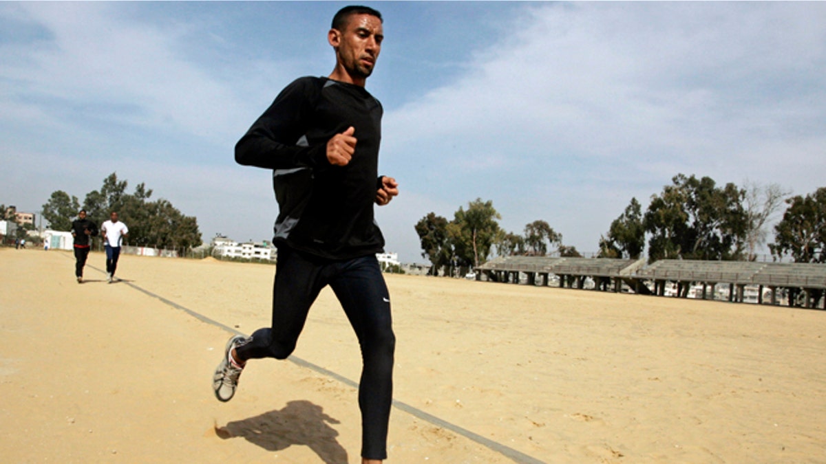 Mideast Israel Runner Barred