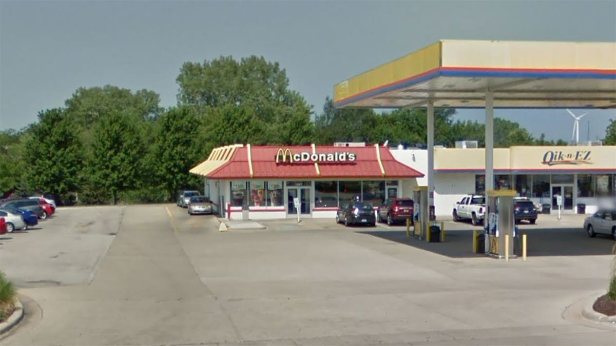 mcdonald's normal illinois streetview