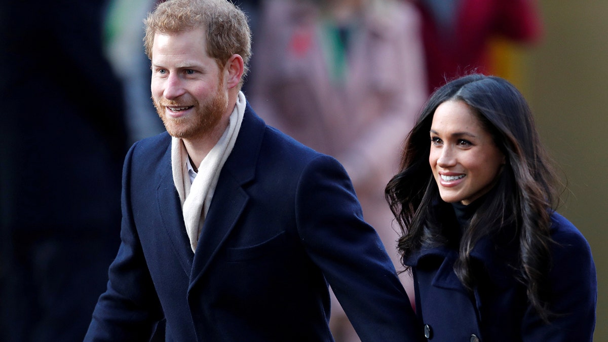 Britain's Prince Harry and his fiancee Meghan Markle arrive at an event in Nottingham, December 1, 2017. REUTERS/Eddie Keogh TPX IMAGES OF THE DAY - RC12F1BA11B0