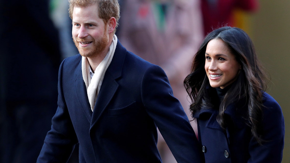 Britain's Prince Harry and his fiancee Meghan Markle arrive at an event in Nottingham, December 1, 2017. REUTERS/Eddie Keogh TPX IMAGES OF THE DAY - RC12F1BA11B0