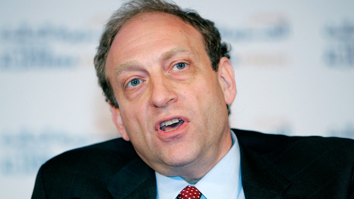 Michael Oreskes 1