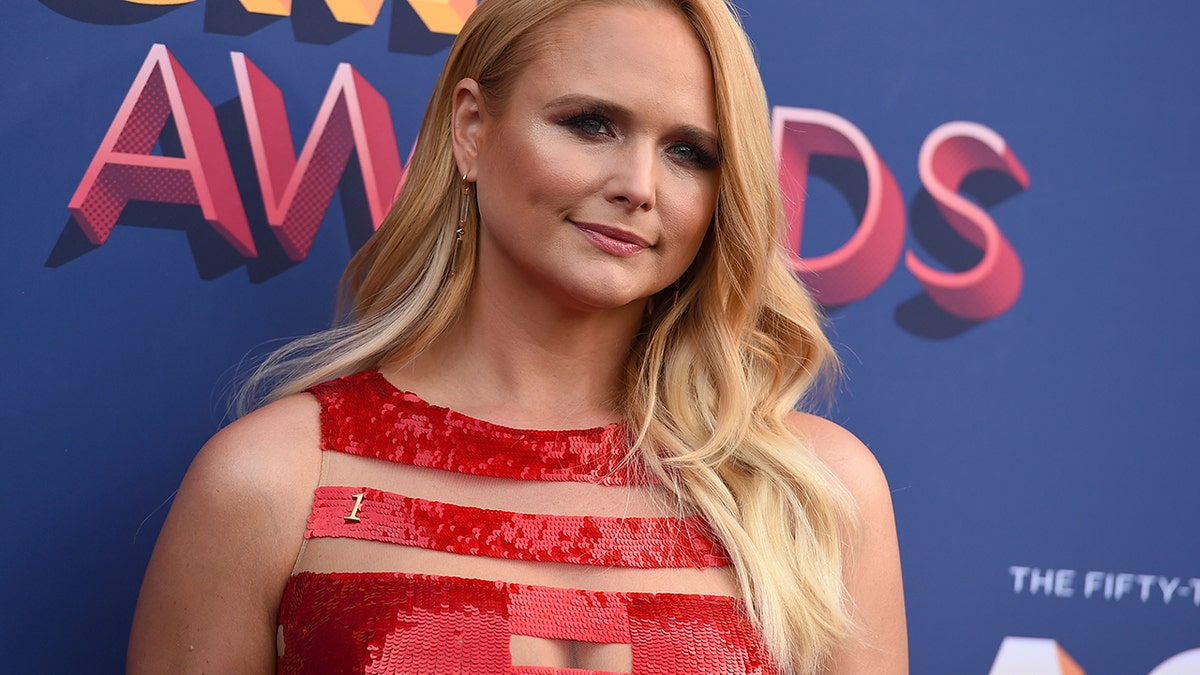 miranda lambert acm ap2