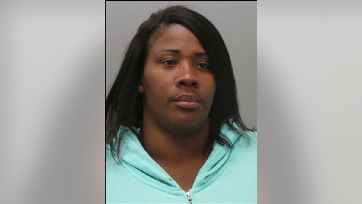 Ibu tersangka pembunuhan dituduh mengatur kematian dua orang saksi