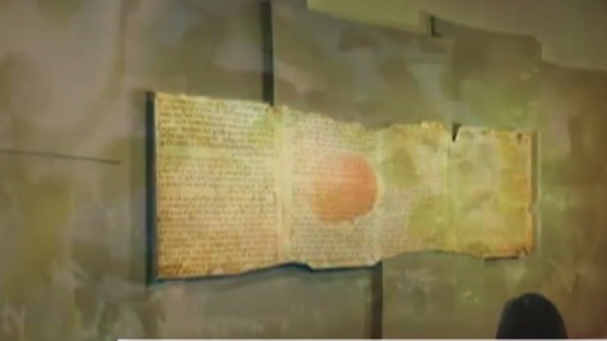 museum of bible wall