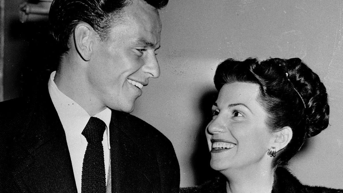 nancy and frank sinatra