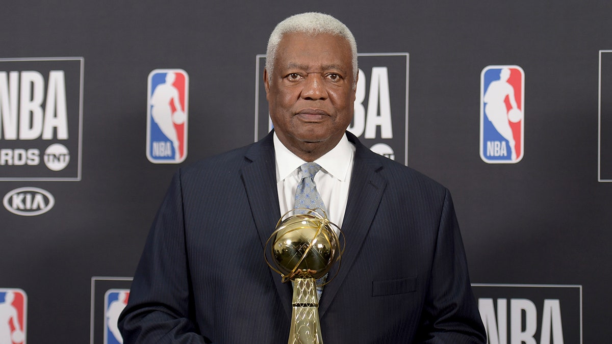 nba oscar robertson