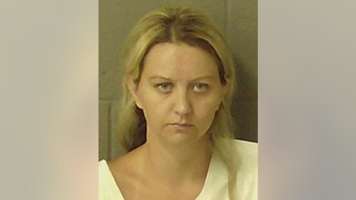 mom arrested for allegedly shooting, killing her 2yearold