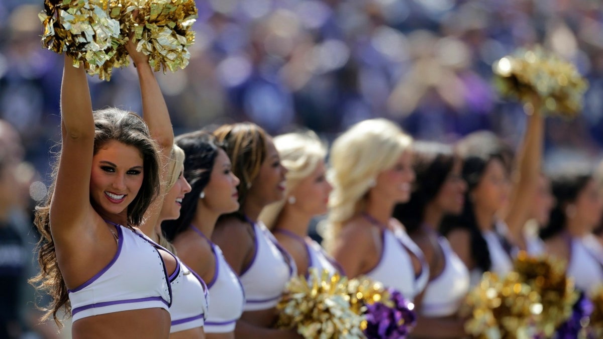 Can Male Cheerleaders Help the N.F.L.'s Image Problem?