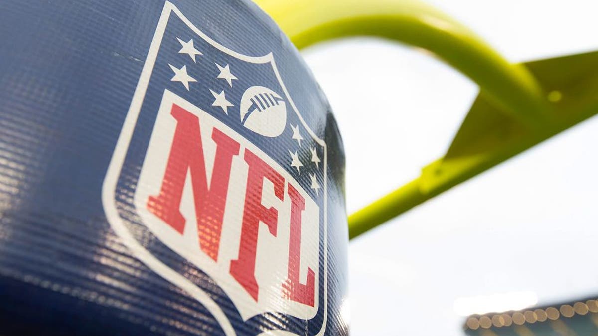 NFL Network exec deletes Twitter account after exchanges with porn stars,  escorts exposed