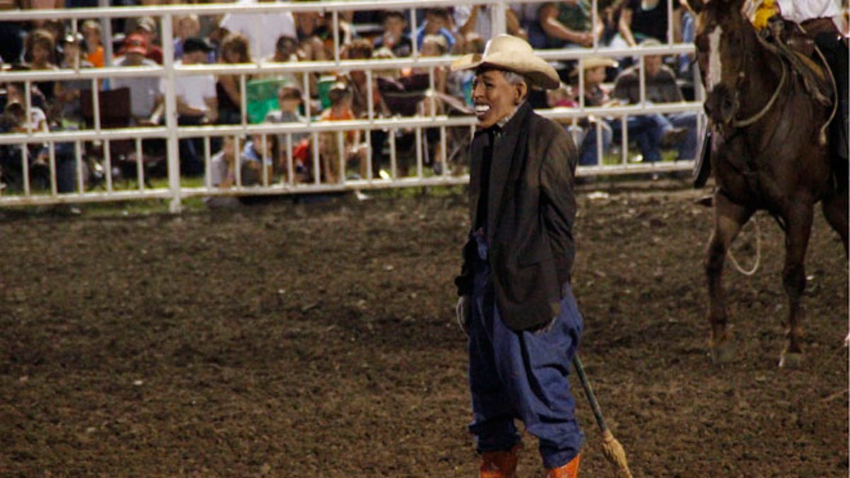 6632c9e3-Missouri Fair Obama Mask