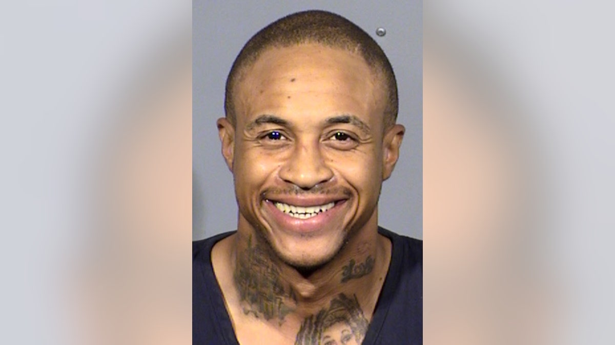 Orlando Brown mug AP