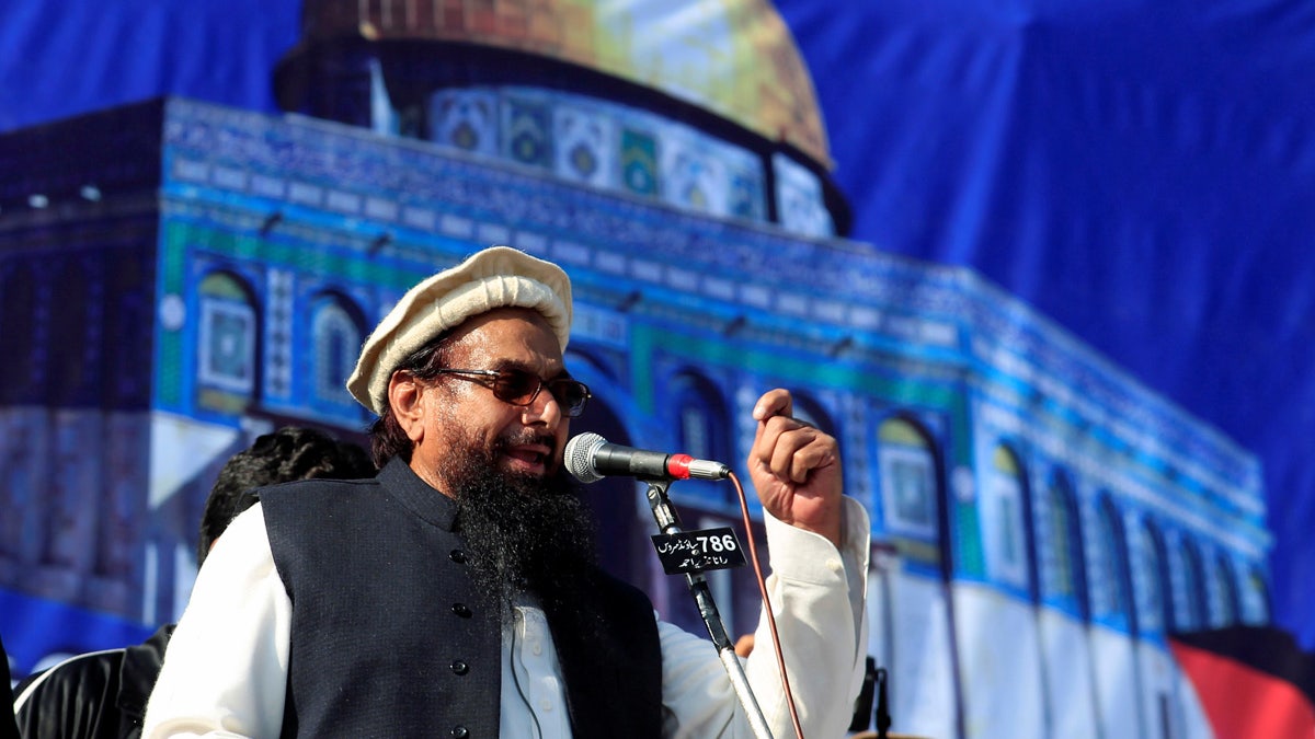 Pakistan akan mengambil alih badan amal yang dijalankan oleh tersangka teroris, kata laporan itu